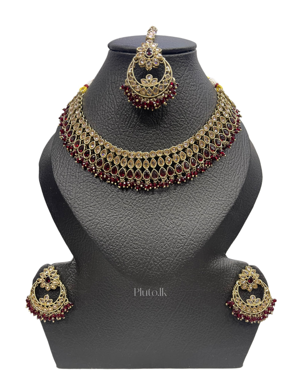 Maroon necklace