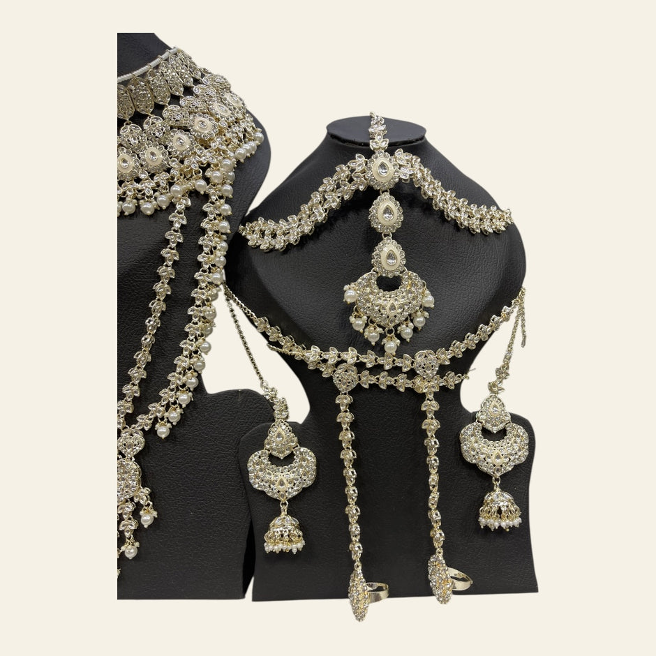 Ivory Colour Bridal Set