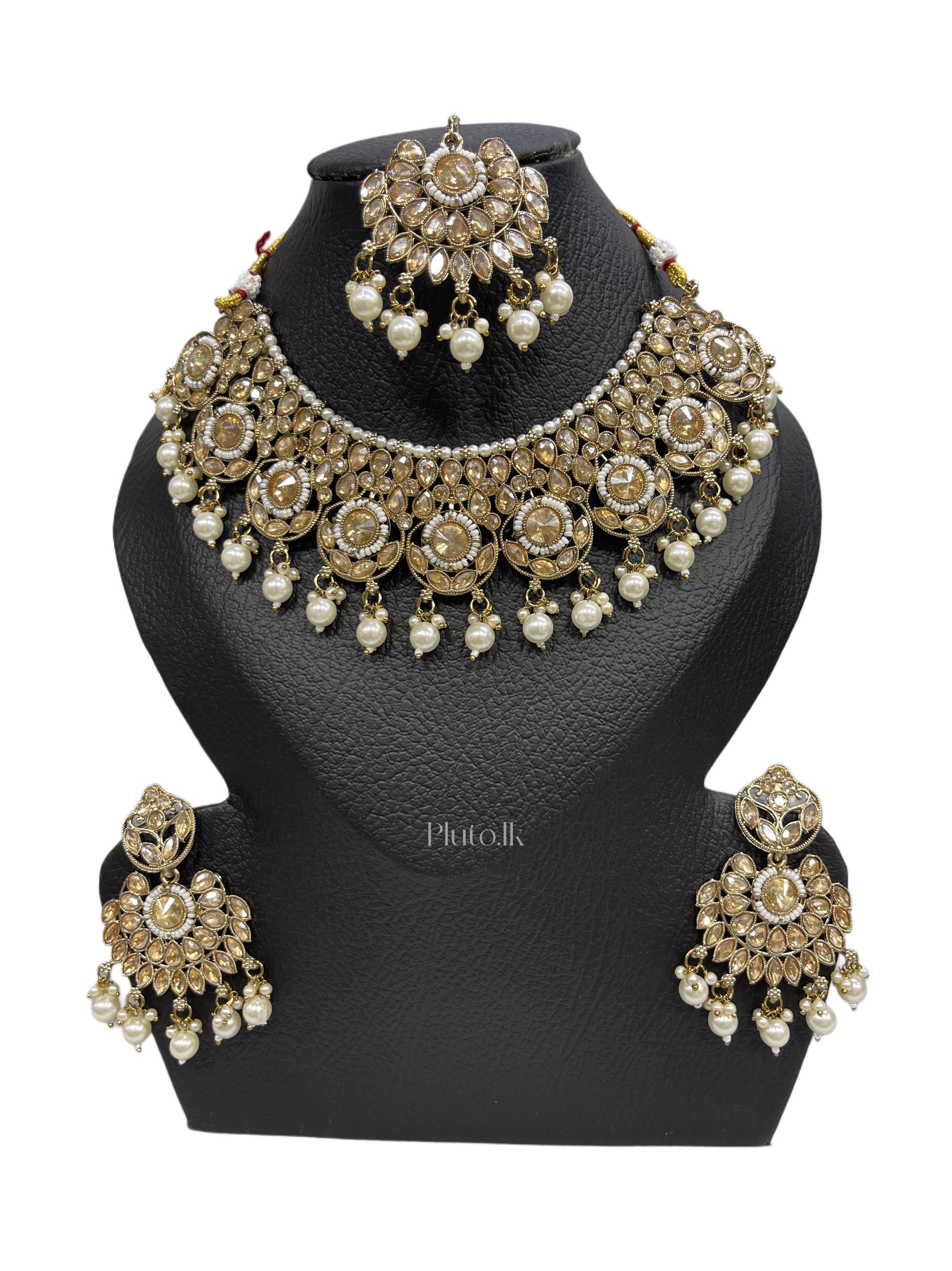 Gold colour Necklace