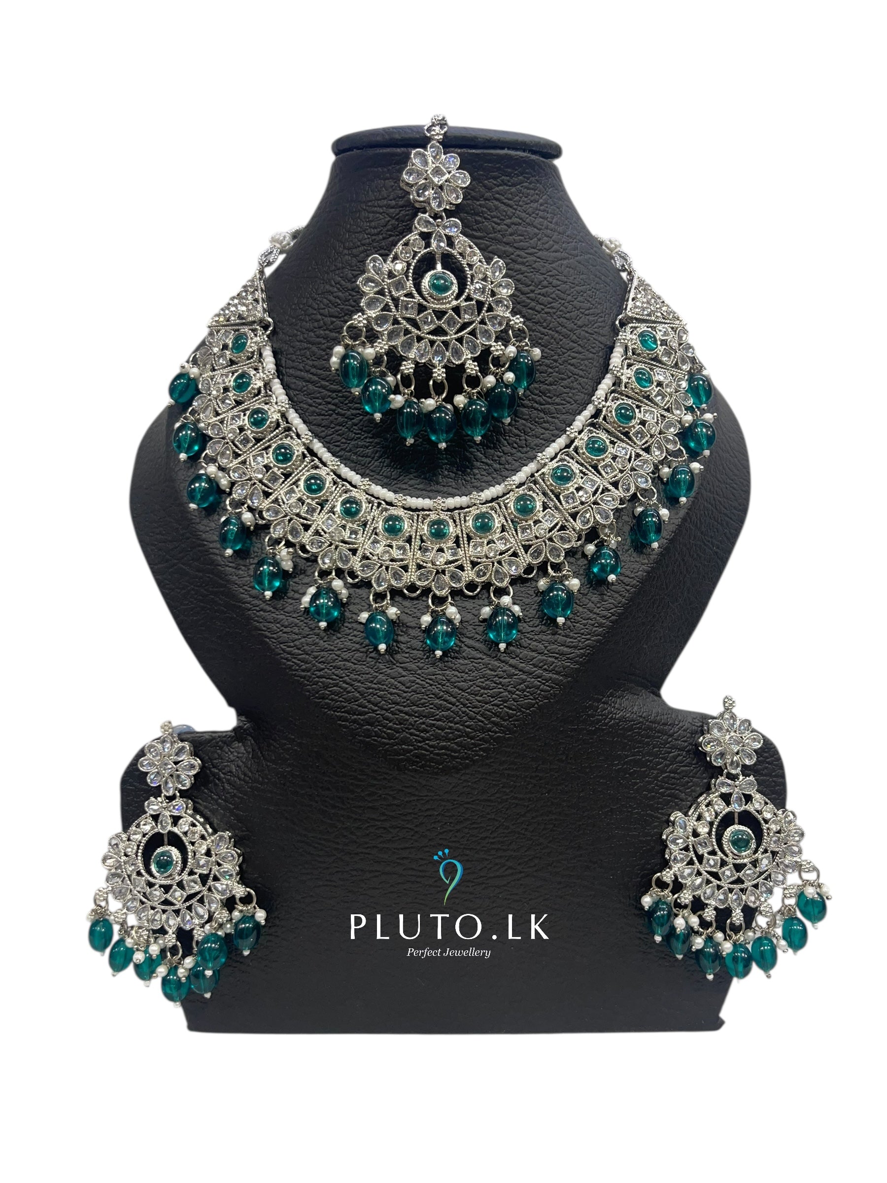 Silver Green Necklace